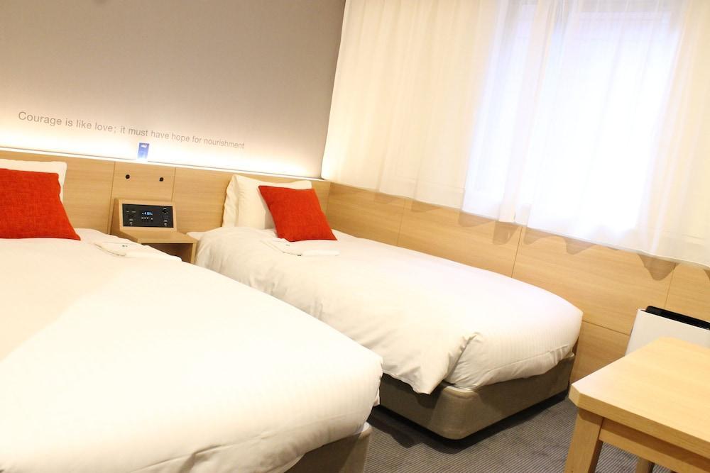 Nishitetsu Shinjuku Hotell 3*